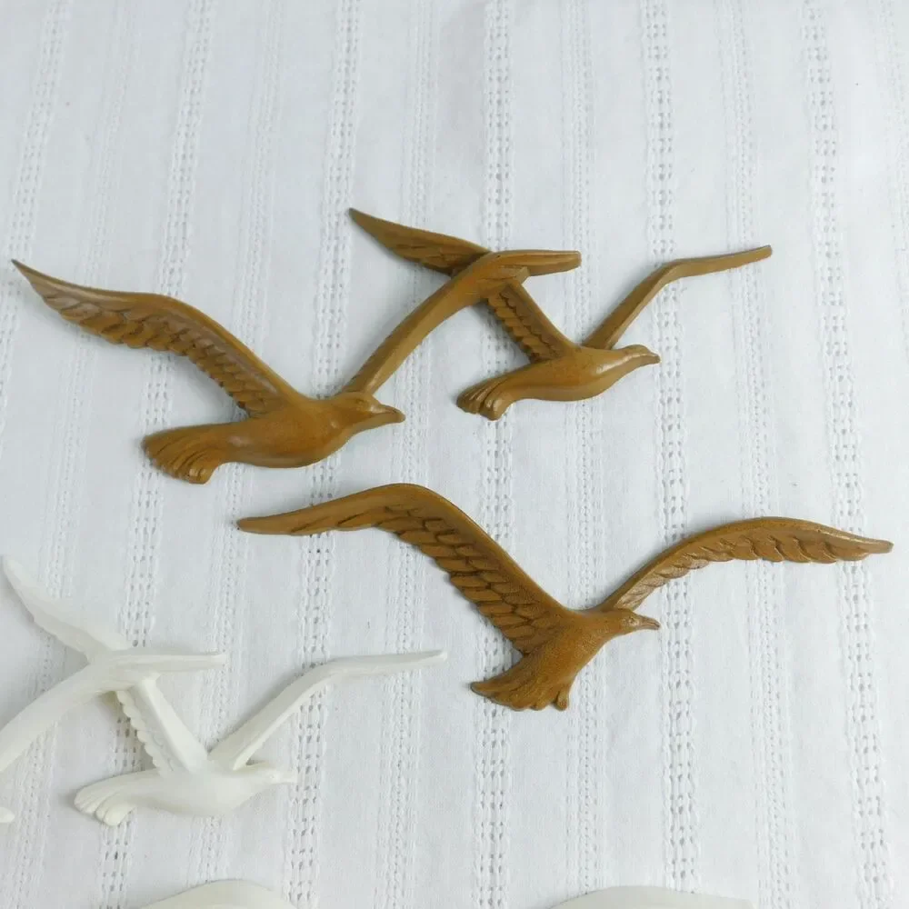 Flying Seagulls Homco MCM Lot of 4 Plastic Birds Retro White Brown Gulls Wall